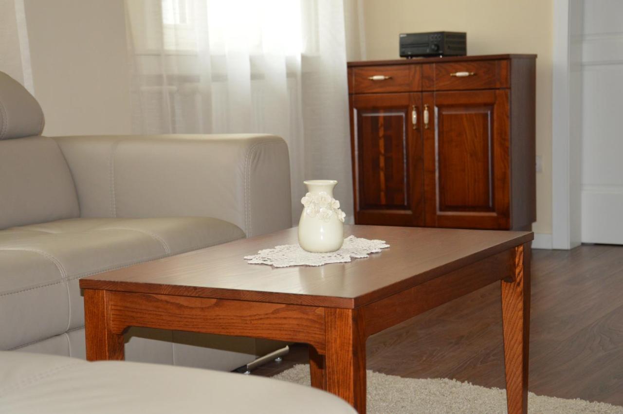 M2-Apartment Сомбатгей Екстер'єр фото