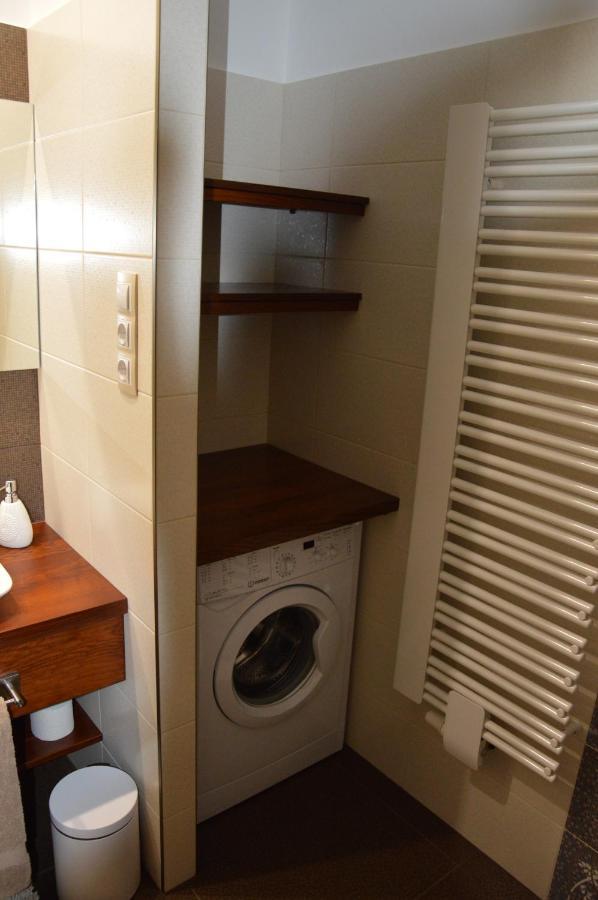 M2-Apartment Сомбатгей Екстер'єр фото